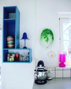 Blauw hang kastje, Ophalen