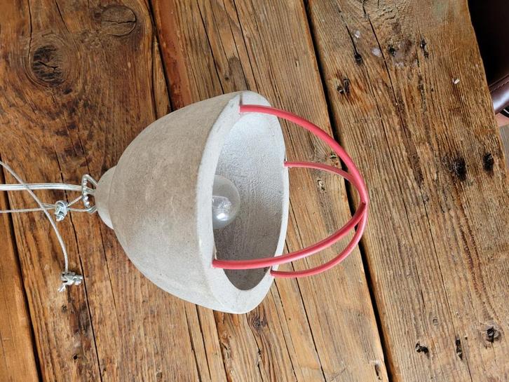 Serax hanglamp beton, Huis en Inrichting, Lampen | Hanglampen, Zo goed als nieuw, Minder dan 50 cm, Ophalen of Verzenden
