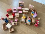 Houten poppen en meubels voor een poppenhuis, Ophalen of Verzenden, Zo goed als nieuw