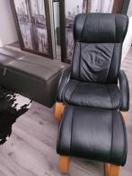 Schommelstoel met voetenbankje, Huis en Inrichting, Fauteuils, Ophalen, Zo goed als nieuw, Leer, 50 tot 75 cm