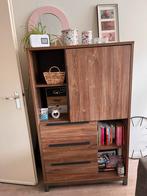 Nette wandkast, Ophalen, Gebruikt, 100 tot 150 cm, Minder dan 150 cm