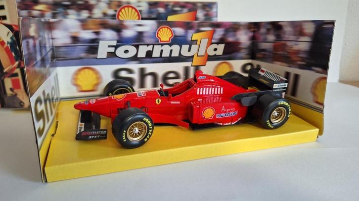 Ferrari F1 Shell Collezione, Hobby en Vrije tijd, Modelauto's | 1:18, Nieuw, Auto, Maisto, Ophalen of Verzenden