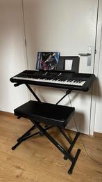 Yamaha psr- E373 keyboard, Muziek en Instrumenten, Keyboards, 61 toetsen, Aanslaggevoelig, Zo goed als nieuw, Yamaha