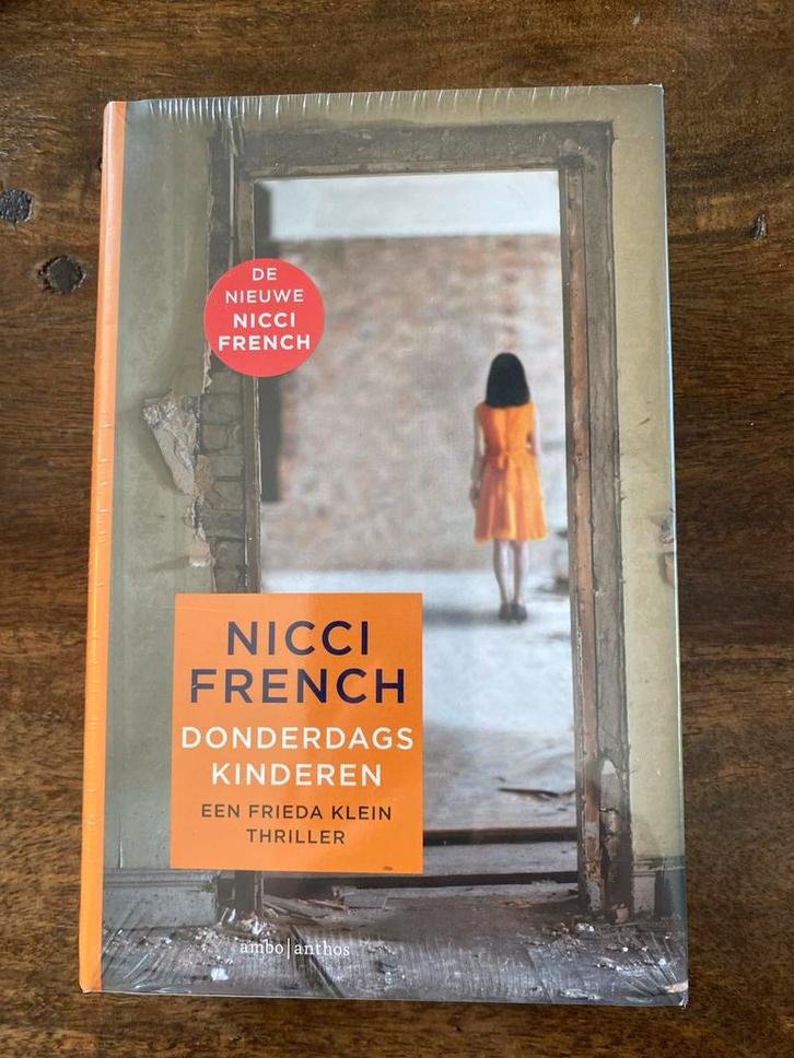 Nicci French - Donderdagskinderen - Nieuw, Boeken, Thrillers, Nieuw, Nederland, Ophalen of Verzenden