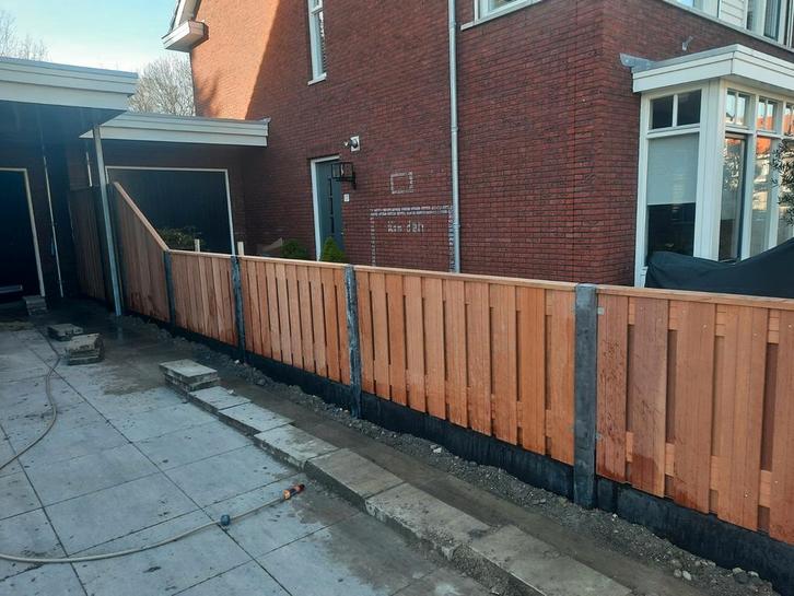 hout beton schutting voordelig geplaatst, Tuin en Terras, Tuinhekken en Hekwerk, Nieuw, Tuinhek, Hout, Ophalen of Verzenden