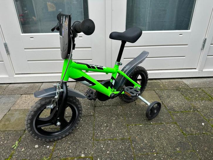 Leuke kinderfiets met zijwieltjes, Fietsen en Brommers, Fietsen | Jongens, Gebruikt, 14 inch of minder, Handrem, Ophalen