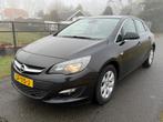 Opel Astra 1.4 Turbo Blitz Airco/Cruise/PDC/ NL-AUTO!, Auto's, Stof, Gebruikt, 4 cilinders, Zwart