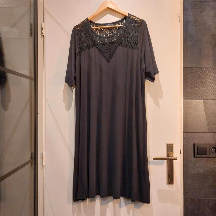 Jurk van het merk Crizpy by Zhenzi.  Maat L. (50/52), Kleding | Dames, Grote Maten, Zo goed als nieuw, Jurk, Zwart, Verzenden