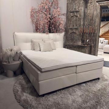 Boxspring Rousseau 180x200 Wit Bouclé - Luxe Slaapcomfort beschikbaar voor biedingen
