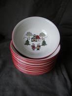 Wedgwood WINDSOR CHRISTMAS Puntgave kerst compote schaaltjes, Ophalen of Verzenden, Wedgwood, Aardewerk, Schaal of Schalen