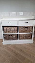 landelijk kastje dressoir rieten manden roomwit met dienblad, Huis en Inrichting, Kasten | Overige, Ophalen, Gebruikt