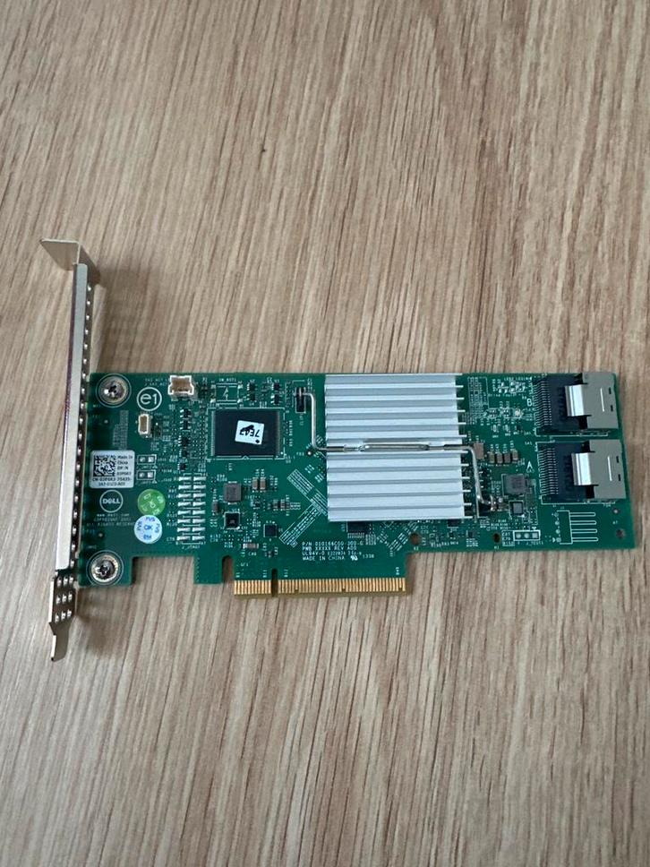 Dell SAS Raid Controller + SAS naar 4x SATA Kabel, Computers en Software, Harde schijven, Gebruikt, Server, Intern, SAS, Ophalen of Verzenden
