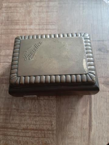 Vintage Sigarettenblikje 'Sigaretten' beschikbaar voor biedingen