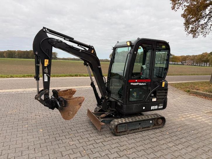 Hyundai Robex 18-9AK minigraver (bj 2022), Zakelijke goederen, Machines en Bouw | Kranen en Graafmachines, Graafmachine