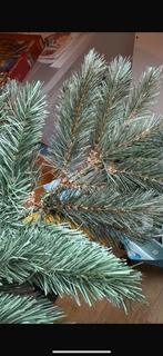 Triumph Tree Kunstkerstboom Romagne Blauw, Diversen, Kerst, Ophalen, Zo goed als nieuw