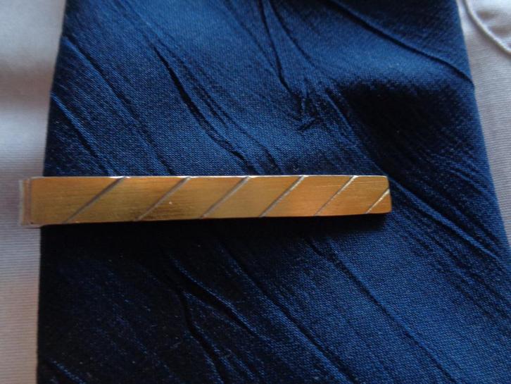 DASSPELD DASKLEM GOUDKLEURIG SCHUINE STREPEN, Kleding | Heren, Stropdassen, Nieuw, Ophalen