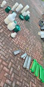 Veel water- en voerbakken kippen grote partij bajonet, Dieren en Toebehoren, Pluimvee | Toebehoren, Ophalen, Gebruikt, Drinken en Voederen