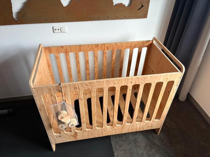 Ledikant + Commode + Aerosleep + Hout + Kinderkamer, Kinderen en Baby's, Kinderkamer | Complete kinderkamers, Gebruikt, Jongetje of Meisje