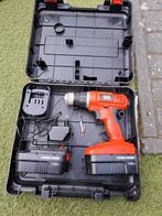Black & Decker Boor- en Schroefmachine 18V, Doe-het-zelf en Verbouw, Gereedschap | Boormachines, Gebruikt, Variabele snelheid