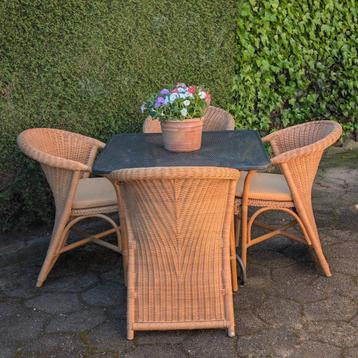 4 Rohé pitriet stoelen beschikbaar voor biedingen