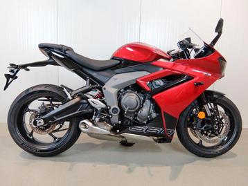 TRIUMPH DAYTONA 660 (bj 2025) beschikbaar voor biedingen