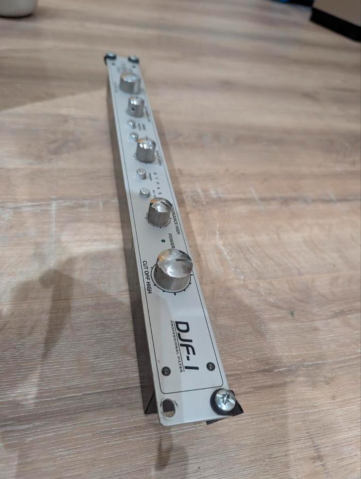 Stanton DJF-1 Filter, equalizer, and Crossover, Audio, Tv en Foto, Versterkers en Receivers, Zo goed als nieuw, Minder dan 60 watt