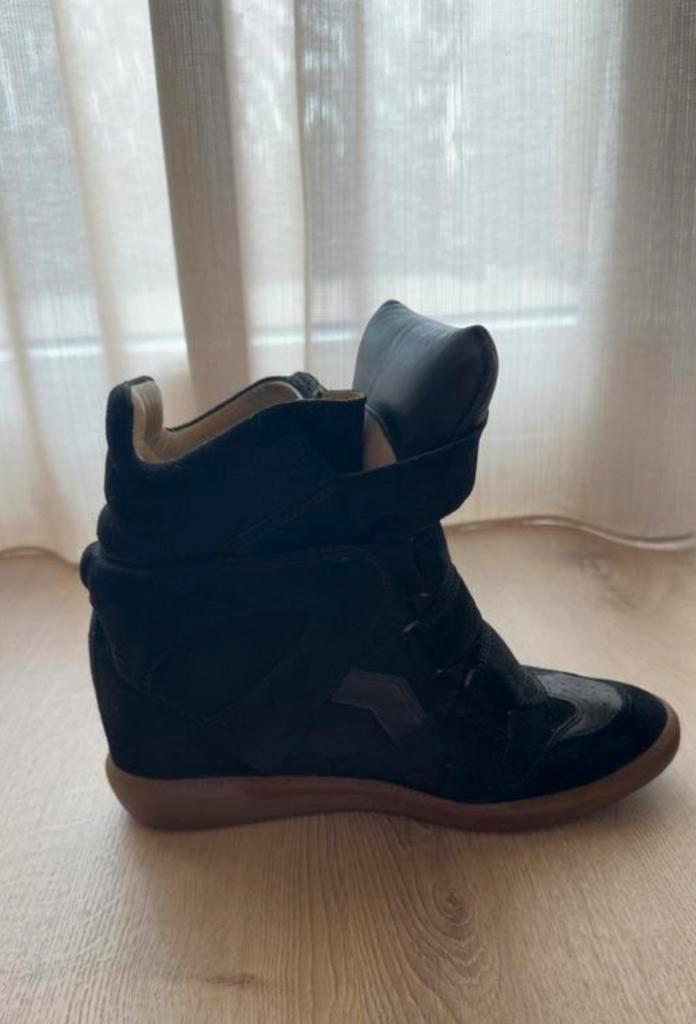 Isabel Marant Bekett Suède Sneakerwedge, Kleding | Dames, Schoenen, Zo goed als nieuw, Sneakers of Gympen, Zwart, Ophalen of Verzenden