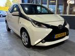 Toyota Aygo 1.0 VVT-i x-play, Auto's, Toyota, Voorwielaandrijving, Gebruikt, Euro 6, 4 stoelen