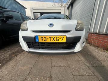 Renault Clio 1.5 DCI 65KW Estate 2012 Wit beschikbaar voor biedingen