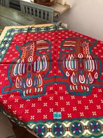 NIEUW ZIJDEN SJAAL FOULARD CARRÉ ROOD 100%, Ophalen of Verzenden, Nieuw, Maat 46/48 (XL) of groter, Sjaal