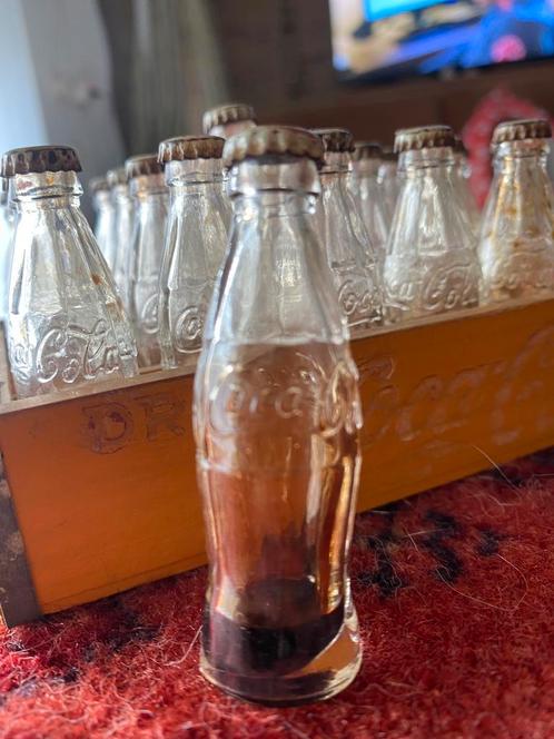 Vintage Coca-Cola miniatuur krat, Verzamelen, Glas en Borrelglaasjes, Overige typen, Ophalen of Verzenden