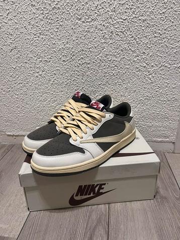Nike Air Jordan 1 Low OG x Travis Scott “Reverse Mocha” beschikbaar voor biedingen