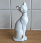 Vaga International vintage poezenbeeldje wit goud beeldje, Ophalen of Verzenden, Gebruikt, Dier