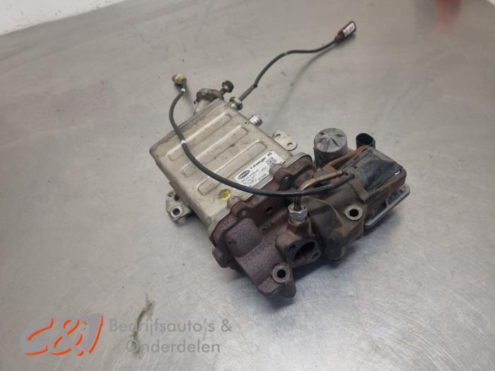 EGR koeler van een Volkswagen Transporter, Auto-onderdelen, Uitlaatsystemen, Volkswagen, Gebruikt, 3 maanden garantie, Ophalen of Verzenden