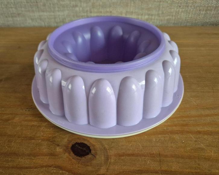 Tupperware Gastronoom Lila met wit deksel Ø 23cm NIEUW, Huis en Inrichting, Keuken | Tupperware, Nieuw, Overige typen, Wit, Paars