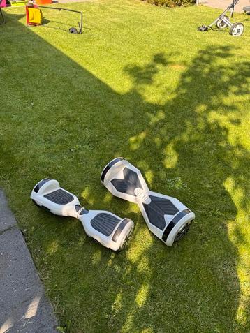 Twee Hoverboards - Gebruikt beschikbaar voor biedingen