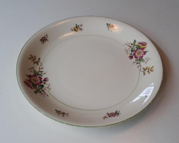 Bord 'Wild Rose" plateelbakkerij 't Molentje Bloemenservies, Antiek en Kunst, Antiek | Servies los, Ophalen of Verzenden