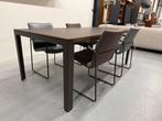Als nieuw Leolux Kalia eetkamertafel Fenix Blad Design Tafel