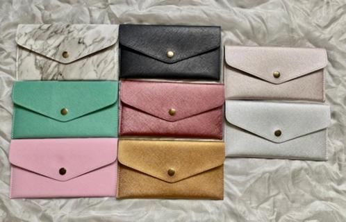 Partij clutch / portemonnee 39 stuks, Sieraden, Tassen en Uiterlijk, Tassen | Damestassen, Nieuw, Overige typen, Overige kleuren