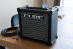 Roland Cube 10GX Gitaar Versterker + Accessoires, Ophalen, Zo goed als nieuw, Gitaar, Minder dan 50 watt