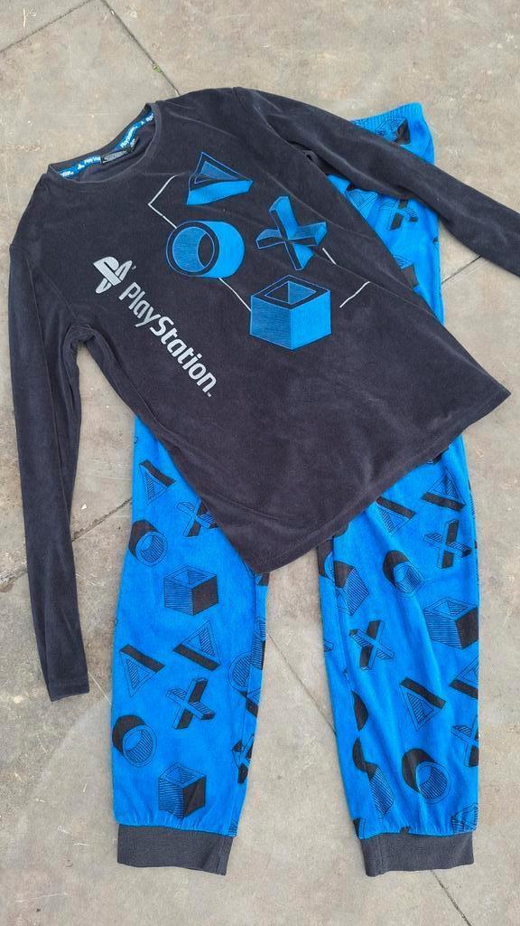 Pyjama playstation maat 152, Kinderen en Baby's, Kinderkleding | Maat 152, Gebruikt, Jongen, Nacht- of Onderkleding, Ophalen of Verzenden
