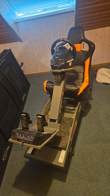 Sim racestoel + Hori Apex stuur en pedalen,PlayStation % pc beschikbaar voor biedingen