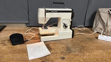 Totota naaimachine. 3001. beschikbaar voor biedingen
