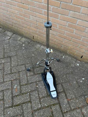 Roland RDH-120 hi-hat standaard met noise eaters beschikbaar voor biedingen