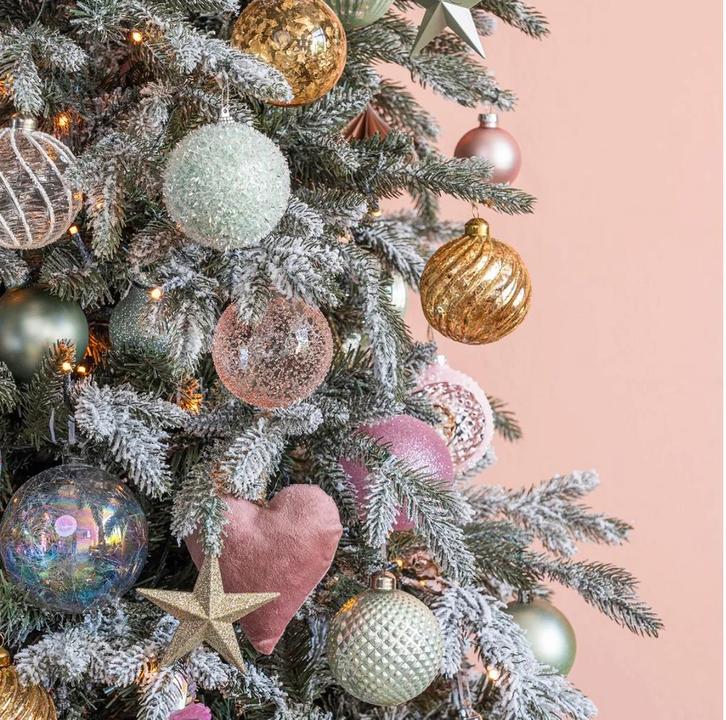 Black Box Fiss kunstkerstboom 155 cm  met sneeuw ️, Diversen, Kerst, Zo goed als nieuw, Ophalen of Verzenden