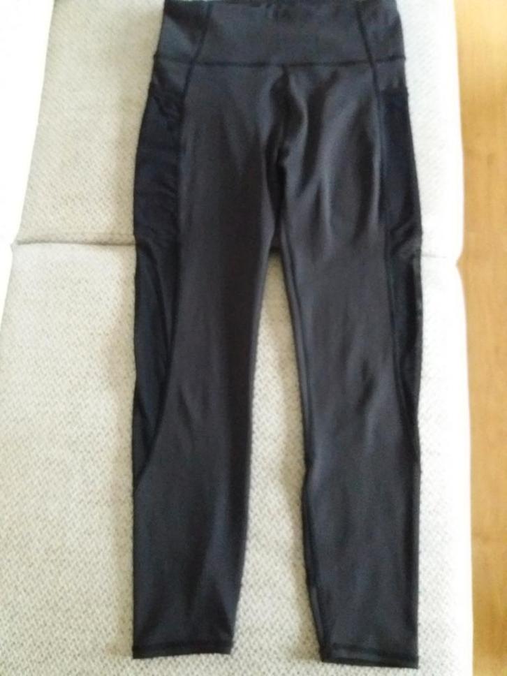 Zgan prachtige zwarte sportlegging met gaasstof Body mt M, Kleding | Dames, Sportkleding, Zo goed als nieuw, Fitness of Aerobics