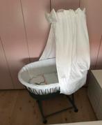 Gepimpt rotan wiegje van MamaLoes, Kinderen en Baby's, Babywiegjes en Ledikanten, Ophalen, Zo goed als nieuw, Wieg