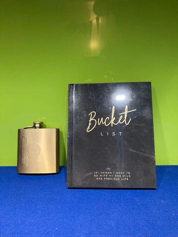 Jägermeister Heupfles + Bucket List Boek - Nieuw! beschikbaar voor biedingen