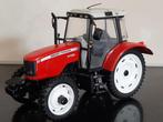 UH Massey Ferguson 5480 met smalle wielen 1/32, Ophalen of Verzenden, Zo goed als nieuw, Tractor of Landbouw, Universal Hobbies