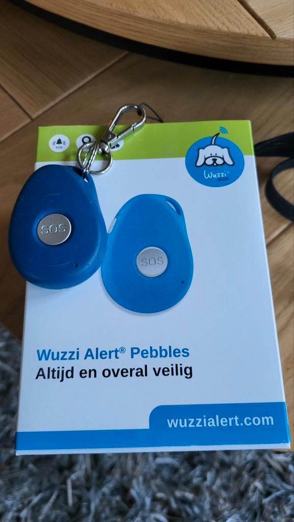 Wuzzi Alert Pebbles Persoonsalarmering, Diversen, Verpleegmiddelen, Zo goed als nieuw, Ophalen of Verzenden